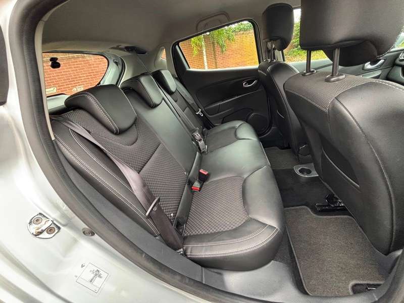 2017 RENAULT CLIO 2017 RENAULT CLIO