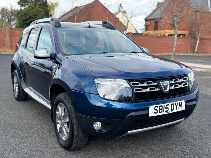 A 2015 DACIA DUSTER LAUREATE PRIME DCI 4x4 A 2015 DACIA DUSTER LAUREATE PRIME DCI 4x4