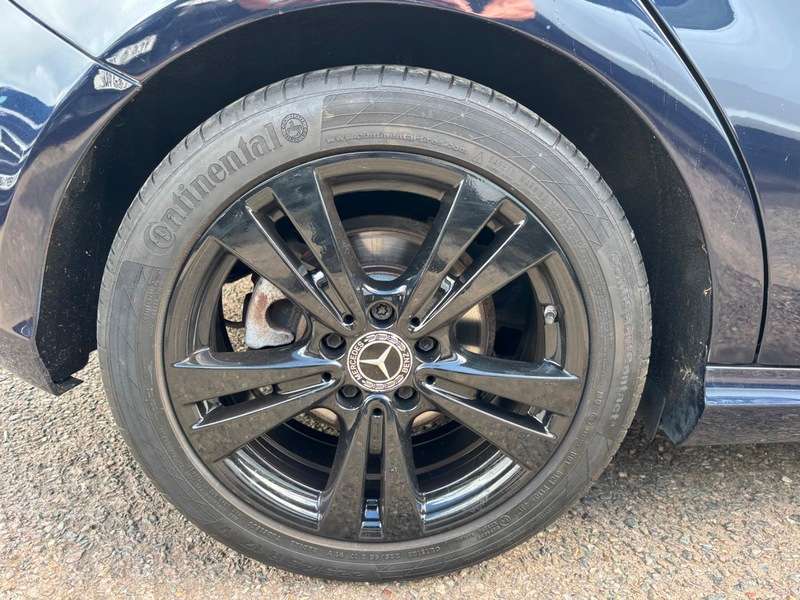 A 2017 MERCEDES A CLASS A 200 D SPORT PREMIUM PLUS AUTOMATIC A 2017 MERCEDES A CLASS A 200 D SPORT PREMIUM PLUS AUTOMATIC