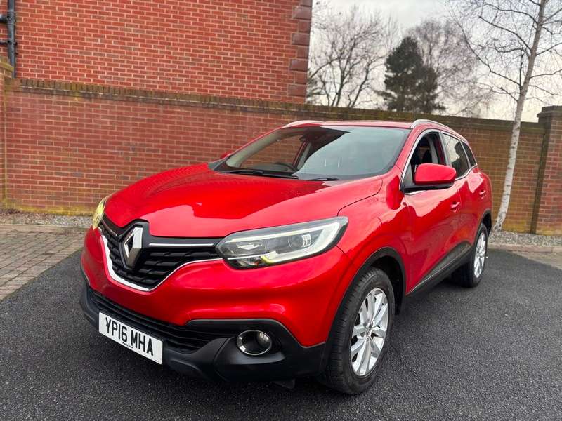 A 2016 RENAULT KADJAR DYNAMIQUE NAV DCI £20 TAX A 2016 RENAULT KADJAR DYNAMIQUE NAV DCI £20 TAX