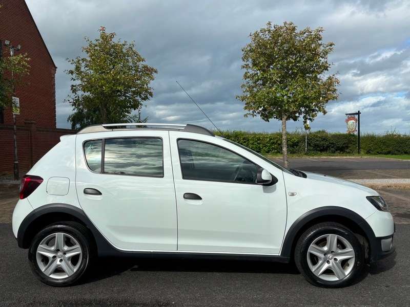 2016 DACIA SANDERO 2016 DACIA SANDERO