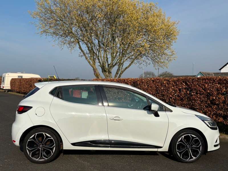 2017 RENAULT CLIO 2017 RENAULT CLIO