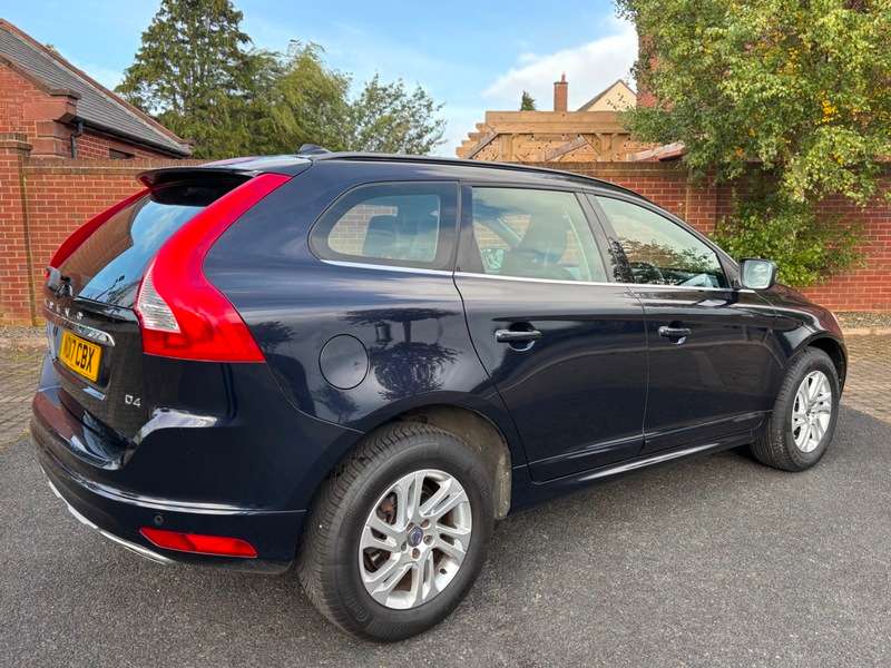 2017 VOLVO XC60 2017 VOLVO XC60