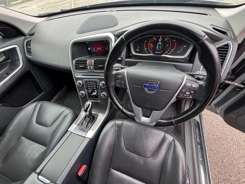 2014 VOLVO XC60 2014 VOLVO XC60