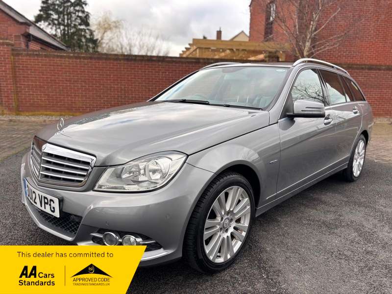 A 2012 MERCEDES C CLASS C180 BLUEEFFICIENCY ELEGANCE ESTATE AUTOMATIC A 2012 MERCEDES C CLASS C180 BLUEEFFICIENCY ELEGANCE ESTATE AUTOMATIC