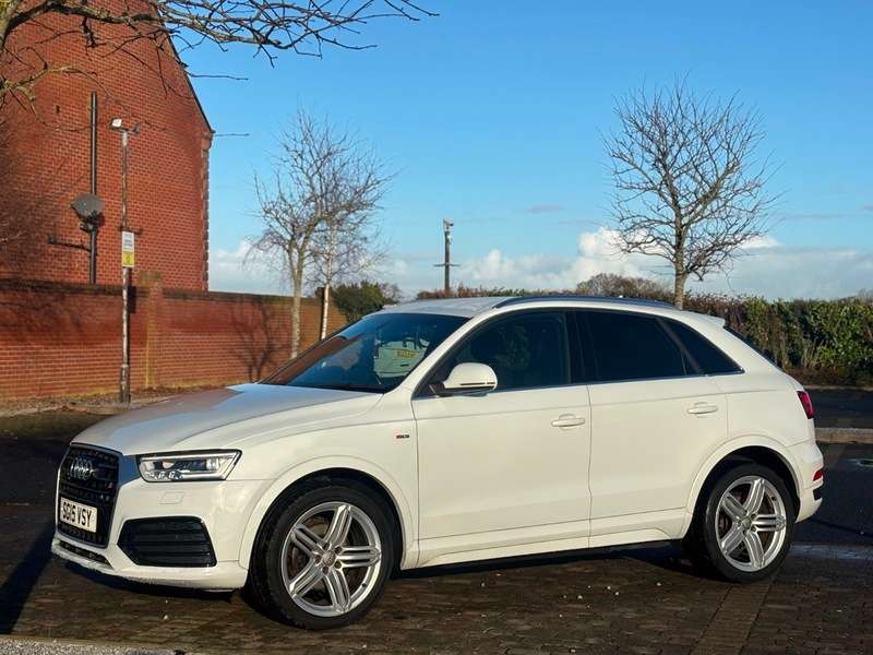 2015 AUDI Q3 2015 AUDI Q3