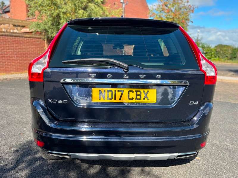 2017 VOLVO XC60 2017 VOLVO XC60