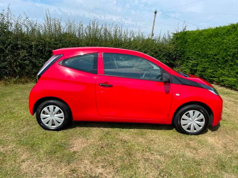 2017 TOYOTA AYGO 2017 TOYOTA AYGO