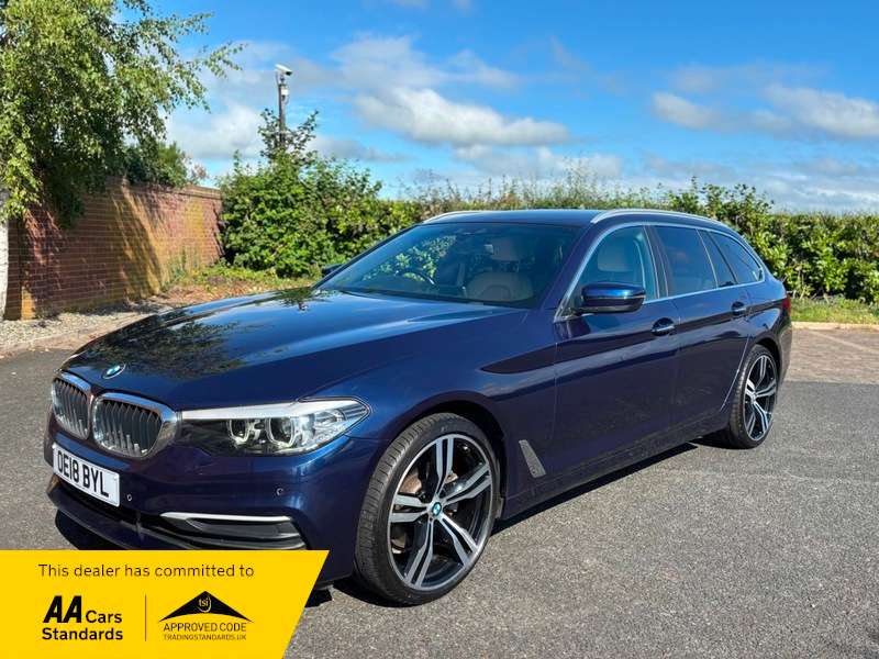A 2018 BMW 5 SERIES 520d SE TOURING AUTOMATIC A 2018 BMW 5 SERIES 520d SE TOURING AUTOMATIC