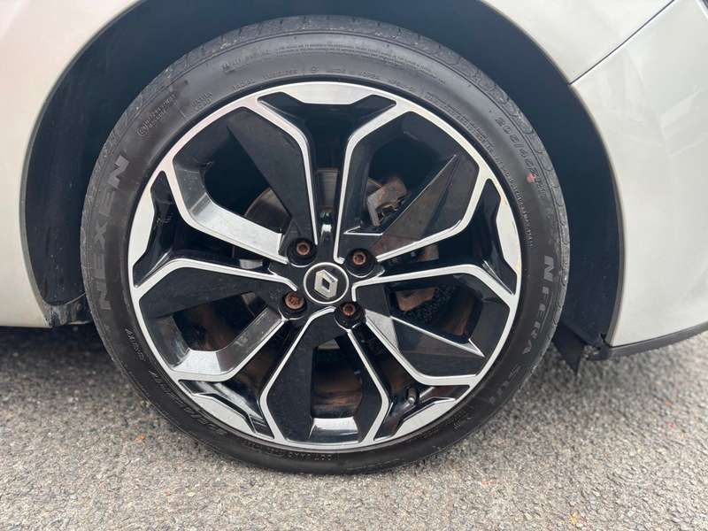 2017 RENAULT CLIO 2017 RENAULT CLIO