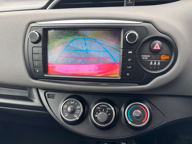 2017 TOYOTA YARIS 2017 TOYOTA YARIS