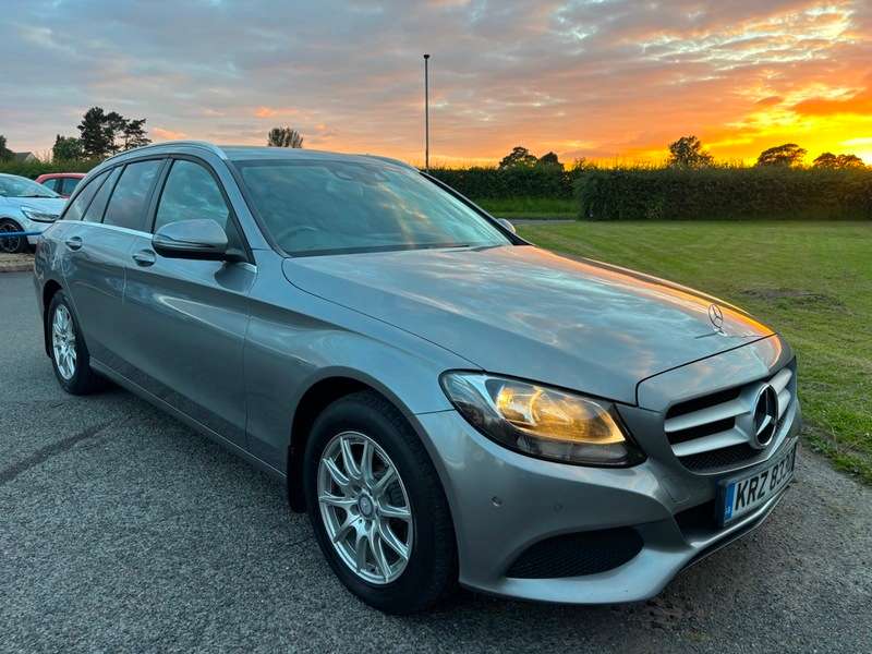 A 2016 MERCEDES C CLASS C220 D SE EXECUTIVE ESTATE A 2016 MERCEDES C CLASS C220 D SE EXECUTIVE ESTATE
