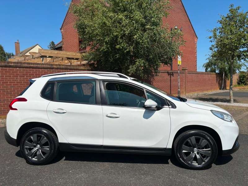A 2015 PEUGEOT 2008 BLUE HDI ACTIVE A 2015 PEUGEOT 2008 BLUE HDI ACTIVE