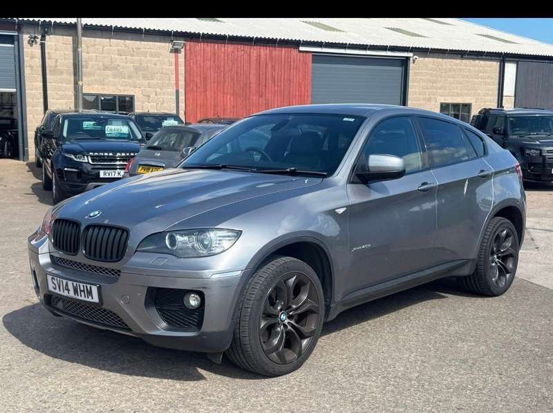 A 2014 BMW X6 XDRIVE40D A 2014 BMW X6 XDRIVE40D