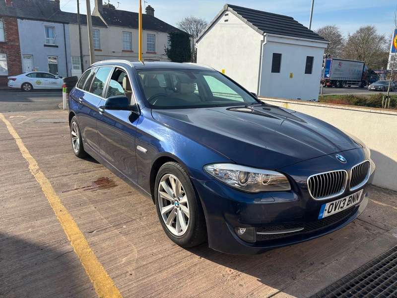 A 2013 BMW 5 SERIES 520d SE TOURING ESTATE 6 SPEED MANUAL A 2013 BMW 5 SERIES 520d SE TOURING ESTATE 6 SPEED MANUAL