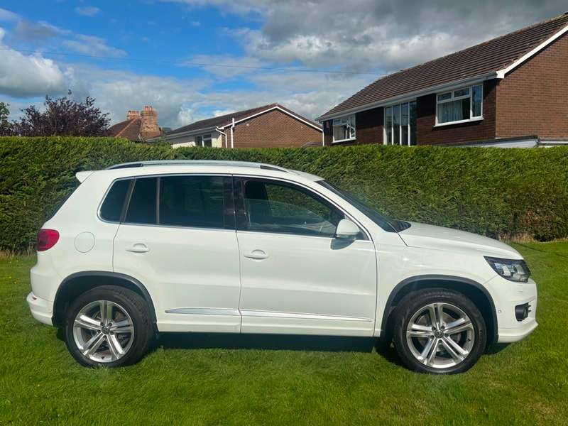 2015 VOLKSWAGEN TIGUAN 2015 VOLKSWAGEN TIGUAN
