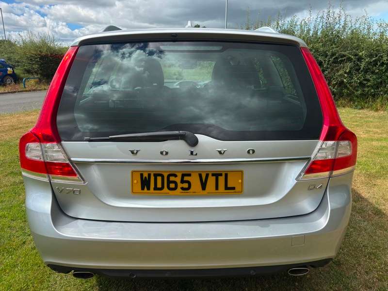 2016 VOLVO V70 2016 VOLVO V70