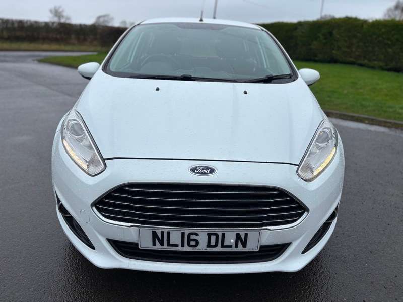 A 2016 FORD FIESTA ZETEC 1.25 5 DOOR A 2016 FORD FIESTA ZETEC 1.25 5 DOOR