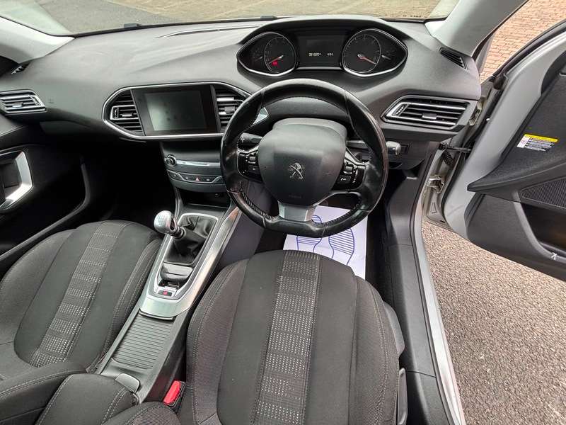 2016 PEUGEOT 308 2016 PEUGEOT 308