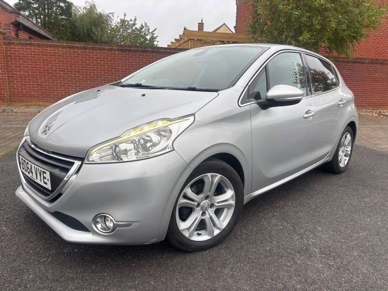 Check out this Peugeot 208 2014 Petrol Automatic