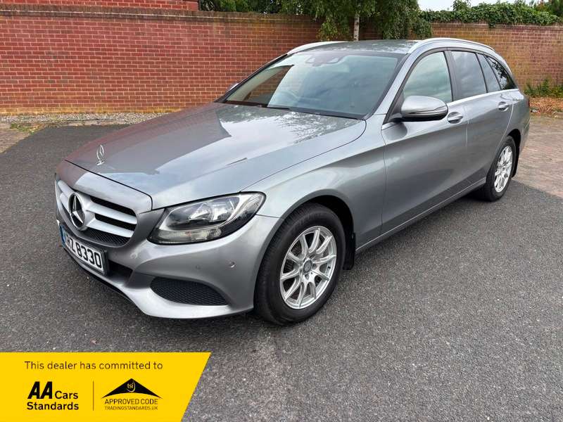 A 2016 MERCEDES C CLASS C220 D SE EXECUTIVE ESTATE A 2016 MERCEDES C CLASS C220 D SE EXECUTIVE ESTATE