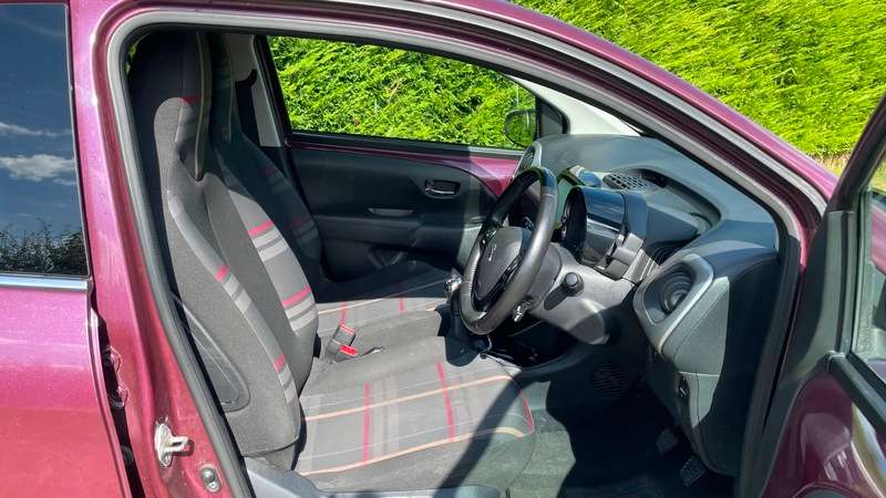 2015 PEUGEOT 108 2015 PEUGEOT 108