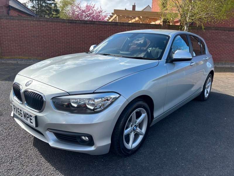 A 2016 BMW 1 SERIES 116d SE A 2016 BMW 1 SERIES 116d SE