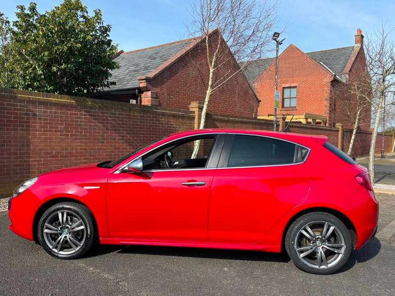 2014 ALFA ROMEO GIULIETTA 2014 ALFA ROMEO GIULIETTA