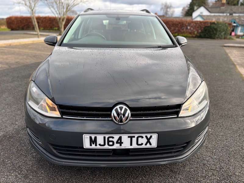 A 2014 VOLKSWAGEN GOLF SE TDI BLUEMOTION TECH ESTATE A 2014 VOLKSWAGEN GOLF SE TDI BLUEMOTION TECH ESTATE