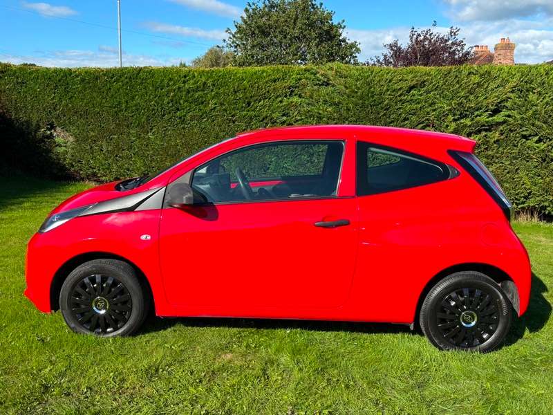 2017 TOYOTA AYGO 2017 TOYOTA AYGO