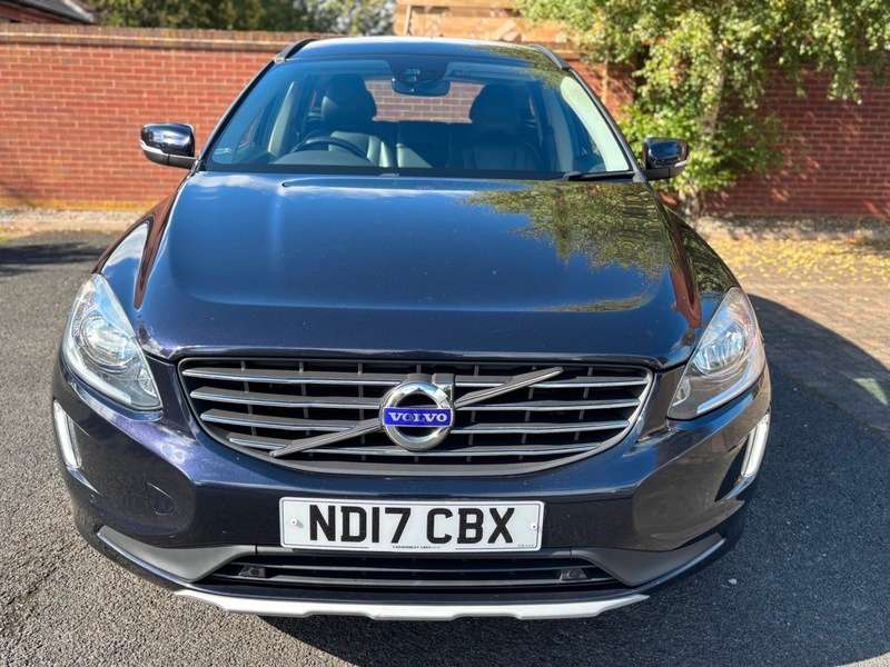 2017 VOLVO XC60 2017 VOLVO XC60