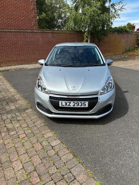 2017 PEUGEOT 208 2017 PEUGEOT 208