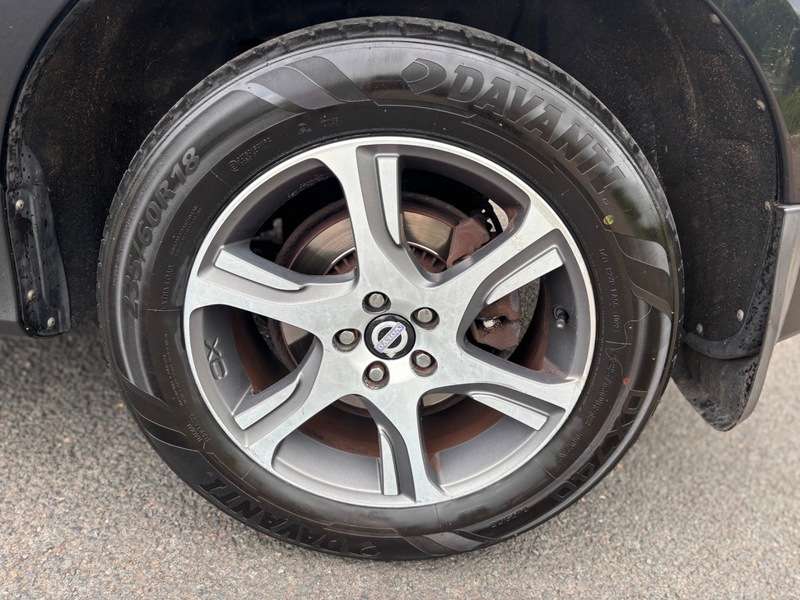 2011 VOLVO XC60 2011 VOLVO XC60