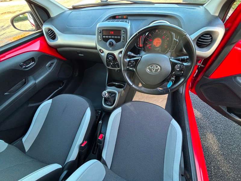 2018 TOYOTA AYGO 2018 TOYOTA AYGO
