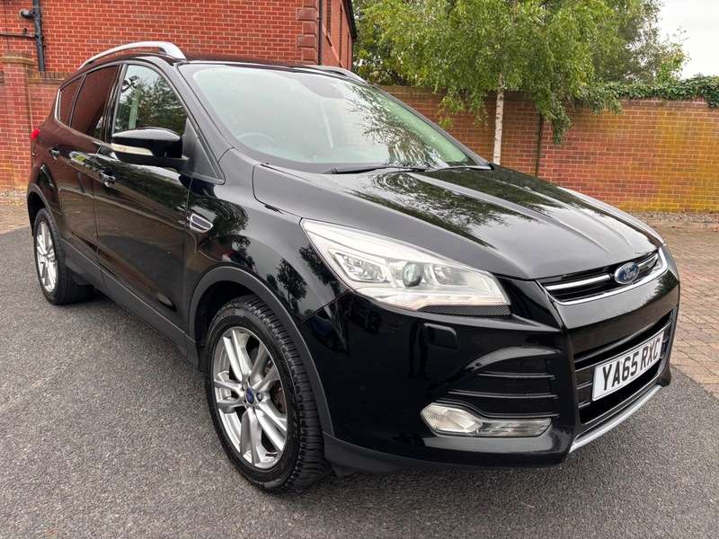 A 2015 FORD KUGA TITANIUM X TDCI A 2015 FORD KUGA TITANIUM X TDCI