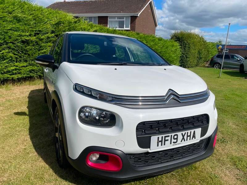 A 2019 CITROEN C3 PURETECH ELLE EA6 AUTOMATIC A 2019 CITROEN C3 PURETECH ELLE EA6 AUTOMATIC