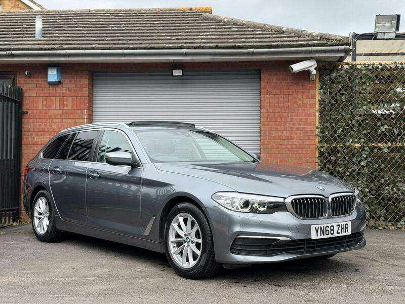 A 2018 BMW 5 SERIES 2.0 520d SE Touring Auto xDrive Euro 6 (s/s) 5dr A 2018 BMW 5 SERIES 2.0 520d SE Touring Auto xDrive Euro 6 (s/s) 5dr