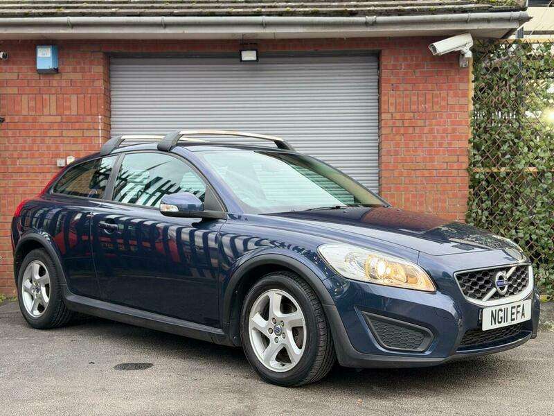 2011 VOLVO C30 2011 VOLVO C30