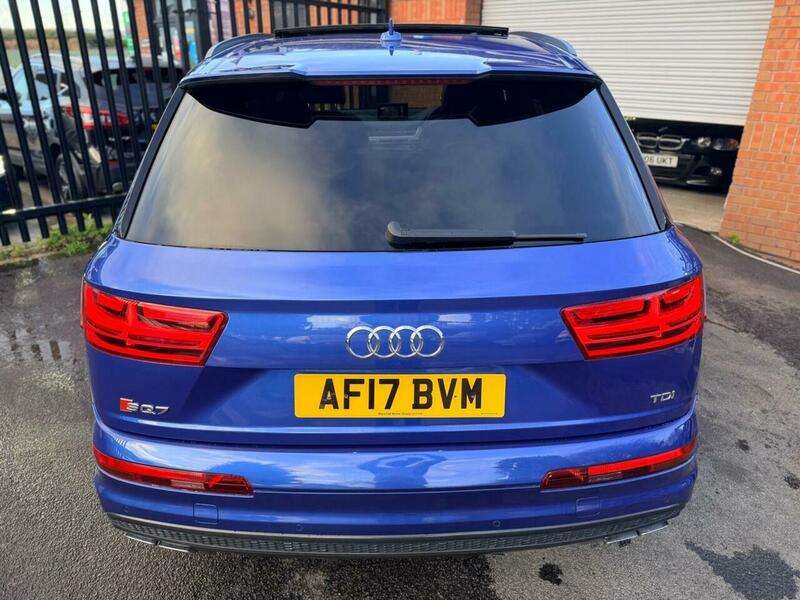 2017 AUDI Q7 2017 AUDI Q7