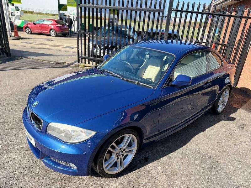 2011 BMW 1 SERIES 2011 BMW 1 SERIES