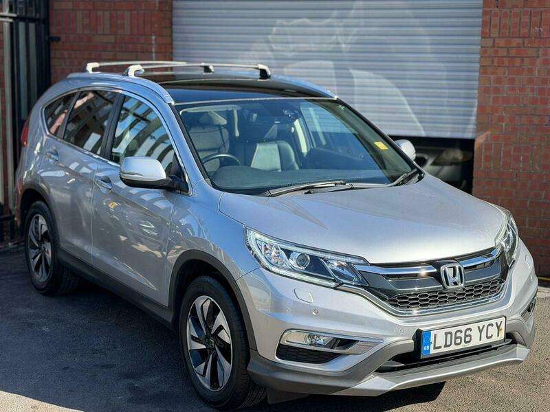 A 2016 HONDA CR-V 2.0 i-VTEC EX 4WD Euro 6 (s/s) 5dr A 2016 HONDA CR-V 2.0 i-VTEC EX 4WD Euro 6 (s/s) 5dr
