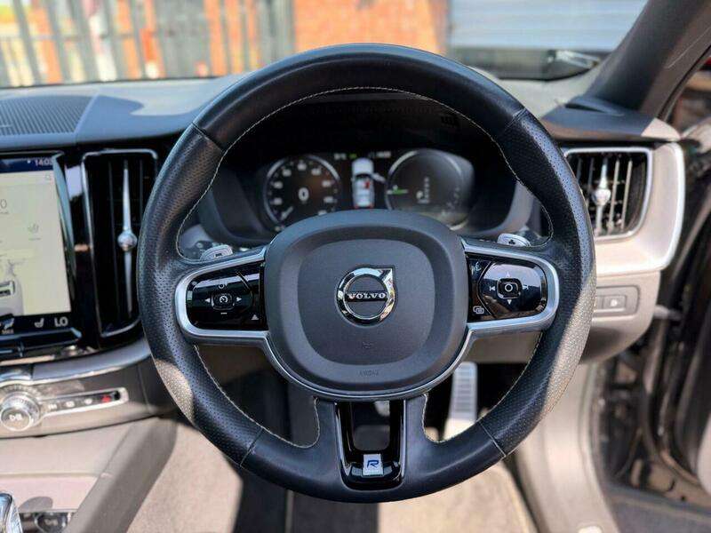 2019 VOLVO XC60 2019 VOLVO XC60