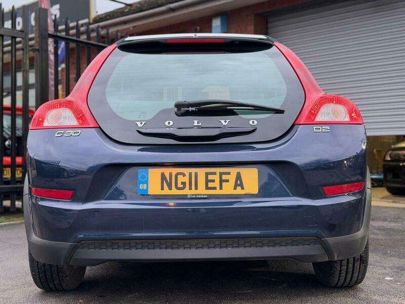 2011 VOLVO C30 2011 VOLVO C30