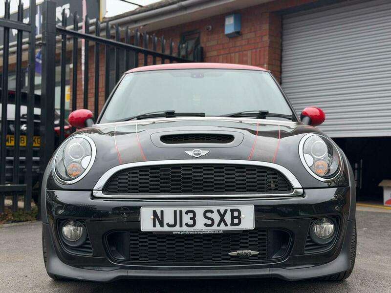 A 2013 MINI MINI JOHN COOPER WORKS A 2013 MINI MINI JOHN COOPER WORKS