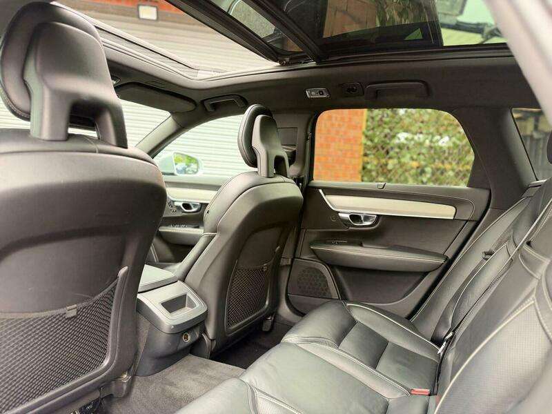 2018 VOLVO V90 2018 VOLVO V90