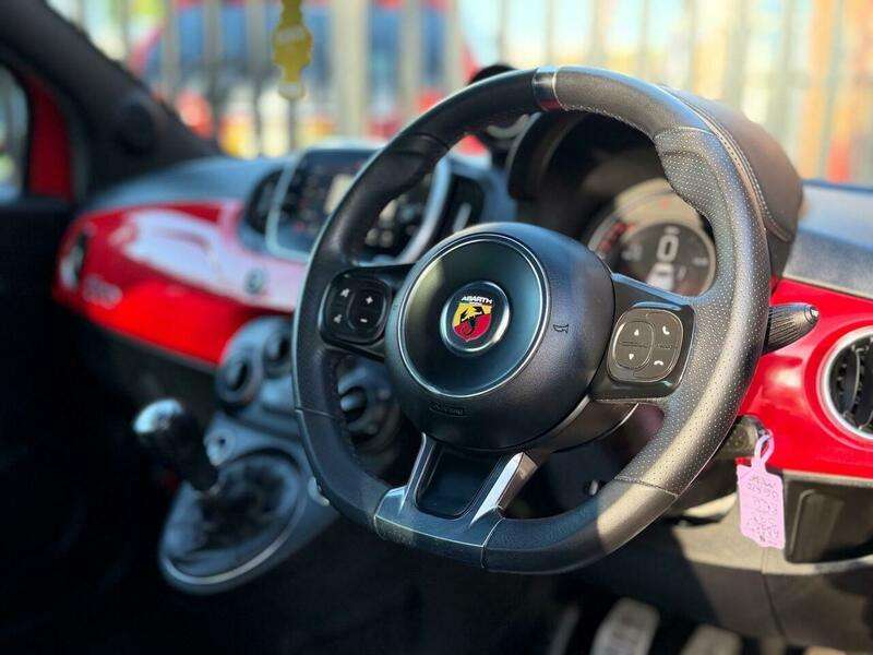 2017 ABARTH 595 2017 ABARTH 595