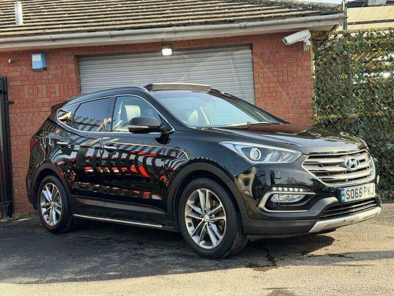 A 2016 HYUNDAI SANTA FE CRDI PREMIUM SE BLUE DRIVE A 2016 HYUNDAI SANTA FE CRDI PREMIUM SE BLUE DRIVE