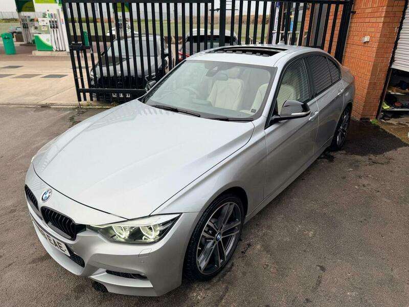 A 2018 BMW 3 SERIES 3.0 340i M Sport Shadow Edition Auto Euro 6 (s/s) 4dr A 2018 BMW 3 SERIES 3.0 340i M Sport Shadow Edition Auto Euro 6 (s/s) 4dr