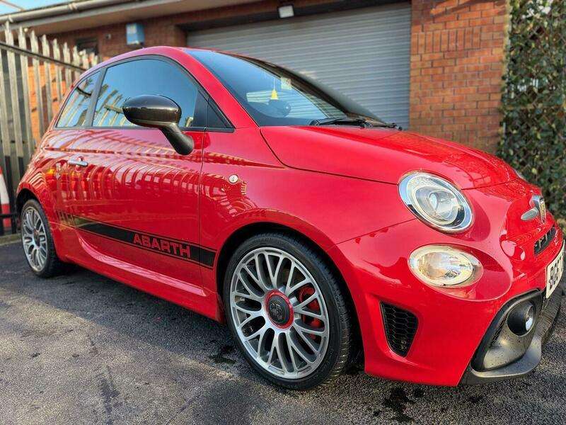 A 2017 ABARTH 595 1.4 T-Jet Euro 6 3dr A 2017 ABARTH 595 1.4 T-Jet Euro 6 3dr