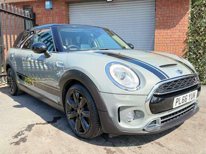 A 2017 MINI CLUBMAN 2.0 Cooper SD Auto Euro 6 (s/s) 6dr A 2017 MINI CLUBMAN 2.0 Cooper SD Auto Euro 6 (s/s) 6dr